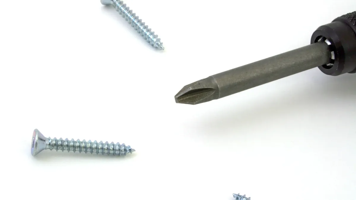 How to Use a Magnetic Screwdriver on Laptops